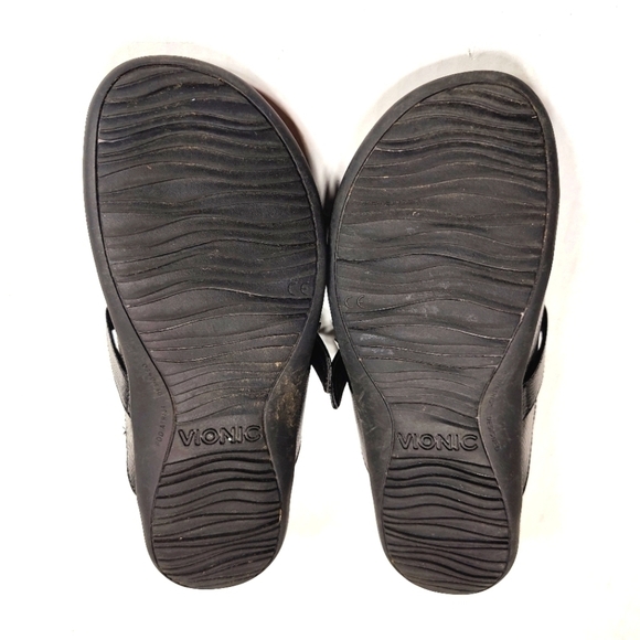 Vionic Mallory Snake Embossed Comfort Black Faux Leather Clog Slip On Shoes Sz 7 - Picture 10 of 10